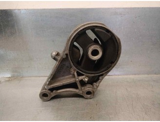 Recambio de soporte motor delantero para opel vectra c berlina 1.9 cdti referencia OEM IAM V05413 
