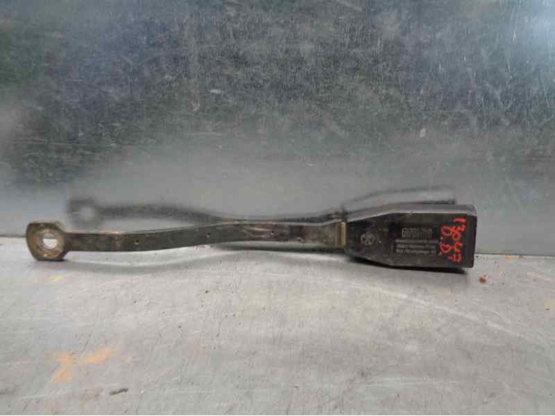 Recambio de enganche cinturon para lada niva ( 2121 / 21213 / 21214 / 21215 ) 1.6 referencia OEM IAM 4242359  