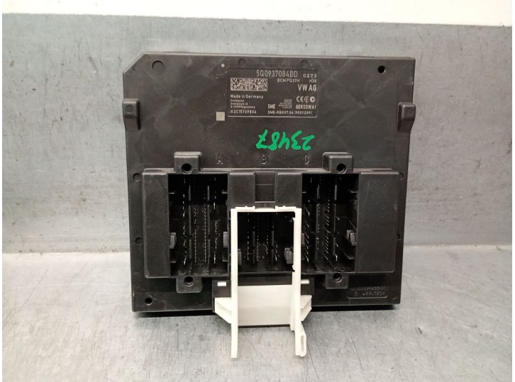 Recambio de modulo confort para seat leon (5f1) 1.5 tgi referencia OEM IAM 5Q0937084DD  A2C15769804 CONTINENTAL