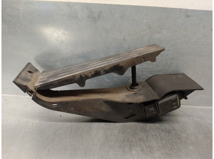 Recambio de potenciometro pedal para bmw serie 3 berlina (e90) 2.0 16v diesel referencia OEM IAM 3542677264601 