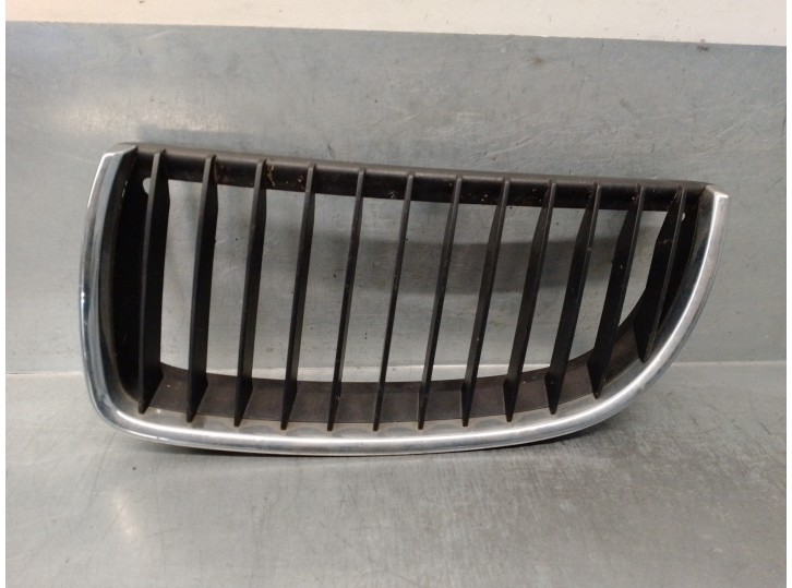 Recambio de rejilla paragolpes izquierda para bmw serie 3 berlina (e90) 2.0 16v diesel referencia OEM IAM 7120007 
