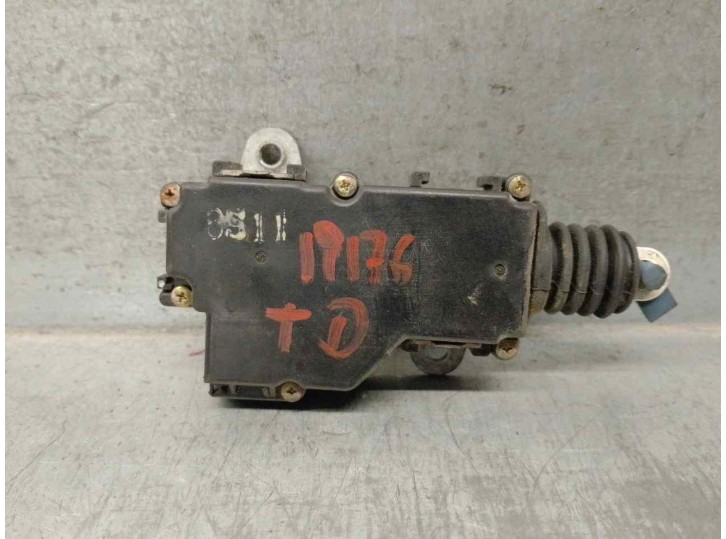 Replacement rear right central locking motor for Nissan Serena (C23M) 2.3 Diesel OEM IAM reference 825501C401 2 PINS