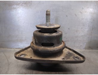 Recambio de soporte motor derecho para hyundai i30 1.6 crdi cat referencia OEM IAM 218101H300  