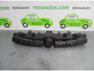 Recambio de mandos salpicadero para ssangyong rodius 2.7 turbodiesel cat referencia OEM IAM 8523021321 