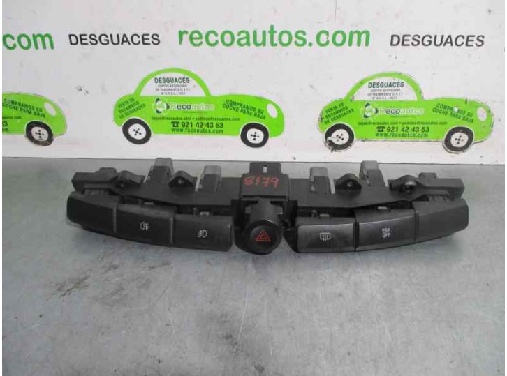 Recambio de mandos salpicadero para ssangyong rodius 2.7 turbodiesel cat referencia OEM IAM 8523021321 