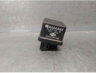 Recambio de caja precalentamiento para nissan serena (c23m) 2.3 diesel referencia OEM IAM 25230G2400 RLGT4512 NAGARES