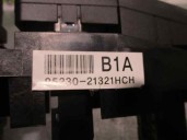 Recambio de mandos salpicadero para ssangyong rodius 2.7 turbodiesel cat referencia OEM IAM 8523021321 