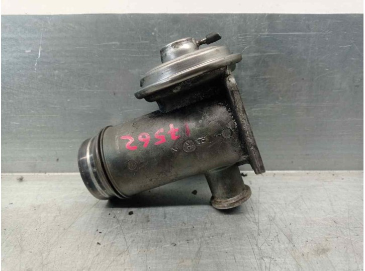 Recambio de valvula egr para bmw serie 3 berlina (e90) 2.0 16v diesel referencia OEM IAM 7792077 70051200 PIERBURG