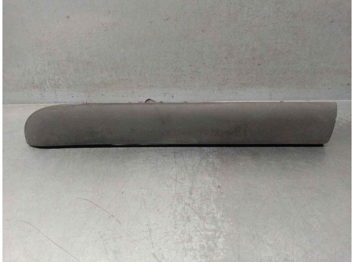 Recambio de maneta exterior porton para nissan serena (c23m) 2.3 diesel referencia OEM IAM 908119C500 5 PUERTAS