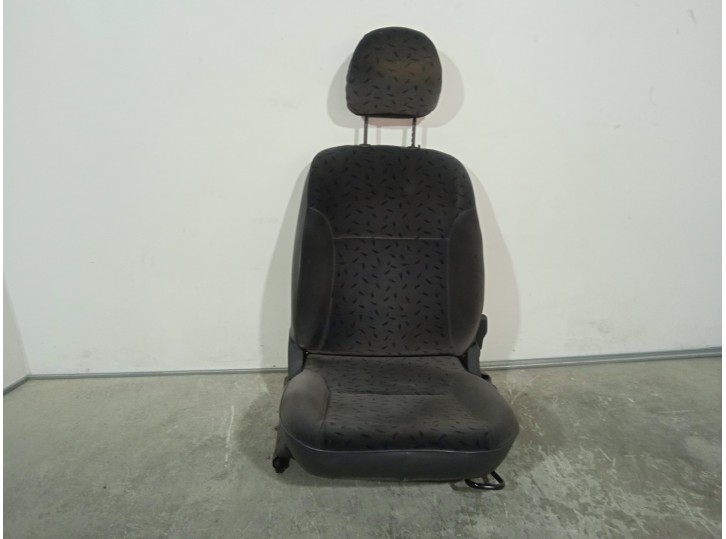 Recambio de asiento delantero derecho para citroën saxo 1.5 diesel referencia OEM IAM 4465540 TELA GRIS 5 PUERTAS