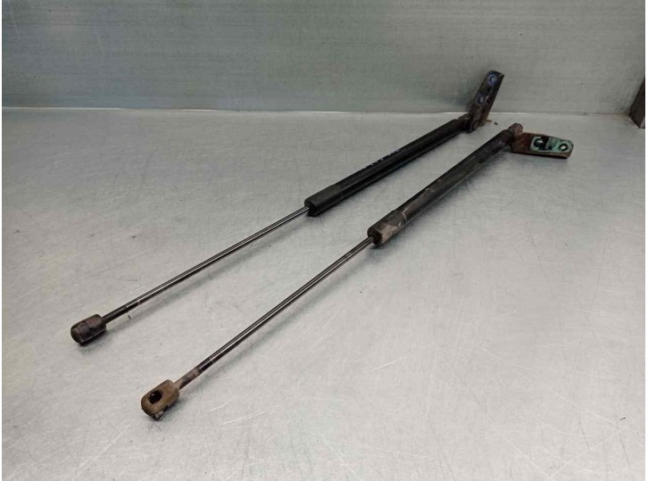 Recambio de amortiguadores maletero / porton para ford focus lim. (cb8) 1.6 tdci cat referencia OEM IAM BM51A406A10AD 