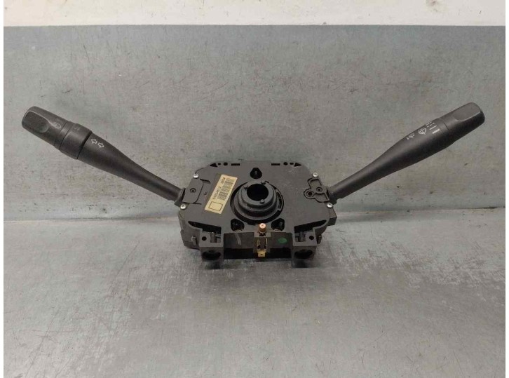 Recambio de mando luces para nissan serena (c23m) 2.3 diesel referencia OEM IAM 54034812 54354607 LUCAS