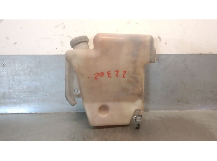 Recambio de deposito expansion para mitsubishi canter misubishi canter referencia OEM IAM ME405290 
