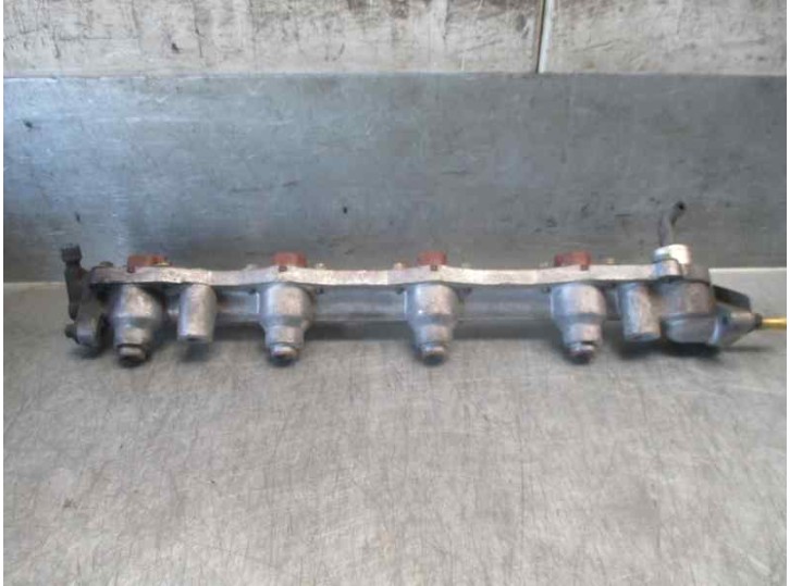 Recambio de rampa inyectora para ford fiesta berlina 1.25 16v cat referencia OEM IAM 97MF9H487BA  