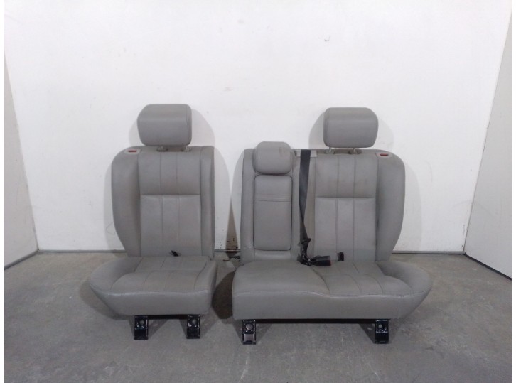 Recambio de asientos traseros para land rover freelander 2 (l359) 2.2 td4 4x4 referencia OEM IAM LR028407 LR028407 