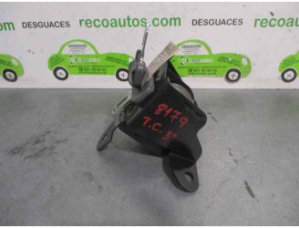 Recambio de cinturon seguridad trasero central para ssangyong rodius 2.7 turbodiesel cat referencia OEM IAM 7563121201ABU 5 PUE