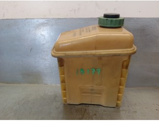 Recambio de deposito servo para audi a8 (d2) 4.2 v8 32v referencia OEM IAM 4A0422373A 4A0422373A 