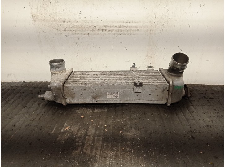 Recambio de intercooler para hyundai i30 1.6 crdi cat referencia OEM IAM 282712A610  6714315 MODINE