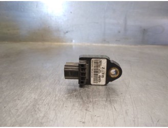 Recambio de sensor impacto para hyundai i30 1.6 crdi cat referencia OEM IAM 959200A100 