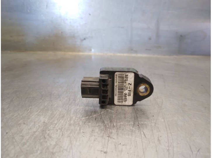 Recambio de sensor impacto para hyundai i30 1.6 crdi cat referencia OEM IAM 959200A100 