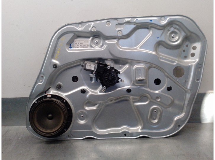 Recambio de elevalunas delantero derecho para hyundai i30 1.6 crdi cat referencia OEM IAM 824802R030 2 PINES 5 PUERTAS