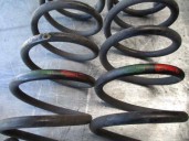 Replacement suspension spring for Ford Focus sedan (CAK) 1.8 TDDi turbodiesel CAT OEM IAM reference 