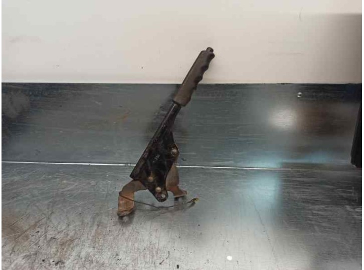 Recambio de palanca freno de mano para nissan patrol (k/w260) referencia OEM IAM 
