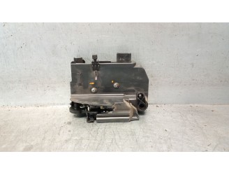 Recambio de cerradura puerta delantera izquierda para iveco daily vi furgoneta 33s16, 35s16, 35c16, 40c16, 50c16 referencia OEM 