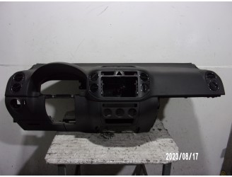 Recambio de salpicadero para volkswagen golf v plus (1kp) 1.9 referencia OEM IAM 5M1857001AA NEGRO 