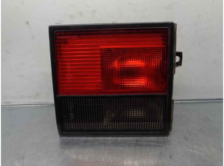 Replacement right rear light for Renault 21 Berlina (B/L48) 1.8 OEM IAM reference 7700792910 FROM TAILGATE