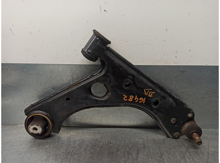 Recambio de brazo suspension inferior delantero derecho para fiat punto (199) 1.2 cat referencia OEM IAM 51895366 