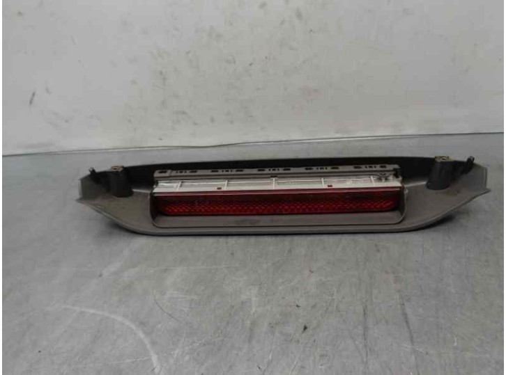 Replacement central brake light for Fiat Panda (169) 1.4 16V CAT (169A3000) OEM IAM reference 