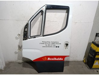 Recambio de puerta delantera izquierda para iveco daily vi furgoneta 33s16, 35s16, 35c16, 40c16, 50c16 referencia OEM IAM 580148