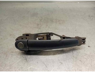 Recambio de maneta exterior delantera derecha para volkswagen bora berlina (1j2) 1.9 tdi referencia OEM IAM 3B0837207  