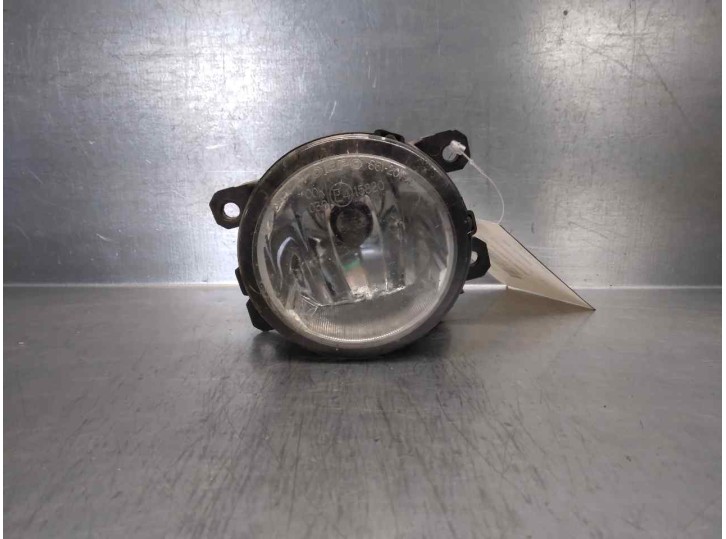 Recambio de faro antiniebla derecho para fiat punto (199) 1.2 cat referencia OEM IAM 04158032 