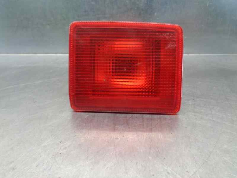 Recambio de faro antiniebla trasero derecho para peugeot 407 sw 2.0 16v cat referencia OEM IAM 9646507380  