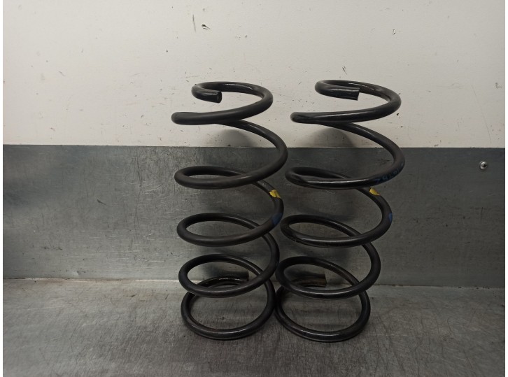 Recambio de muelle amortiguacion para fiat punto (199) 1.2 cat referencia OEM IAM 55703713  