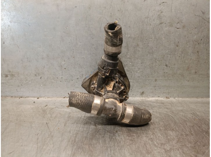 Recambio de bomba agua para mini mini countryman (f60) cooper referencia OEM IAM 947097201 11519470972 0392023450 BOSCH