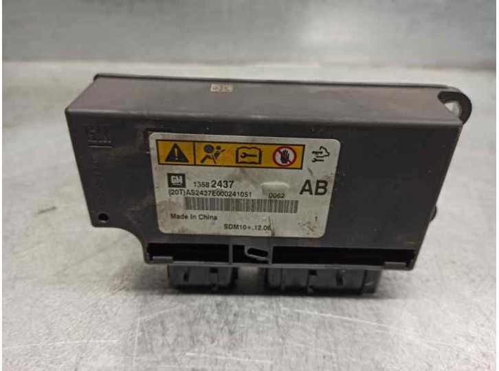 Recambio de centralita airbag para chevrolet cruze 2.0 diesel cat referencia OEM IAM 13582437 