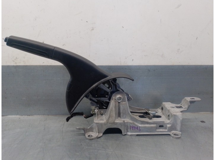 Recambio de palanca freno de mano para smart fortwo coupe 0.9 turbo cat referencia OEM IAM A4534200484  