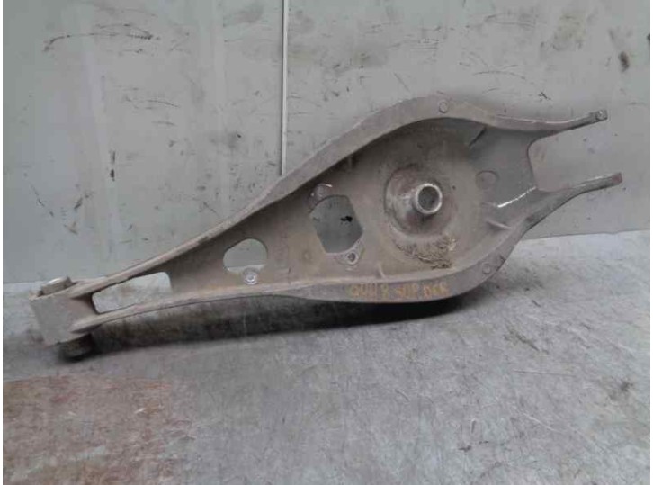 Recambio de brazo suspension superior trasero derecho para bmw serie 3 coupe (e46) 2.2 24v cat referencia OEM IAM 