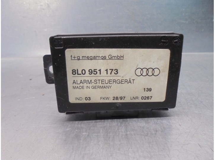 Recambio de modulo electronico para audi a8 (d2) 4.2 v8 32v referencia OEM IAM 8L0951173 
