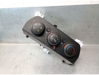 Recambio de mando climatizador para dacia sandero iii 1.0 tce 90 referencia OEM IAM 275004395R 275004395R 