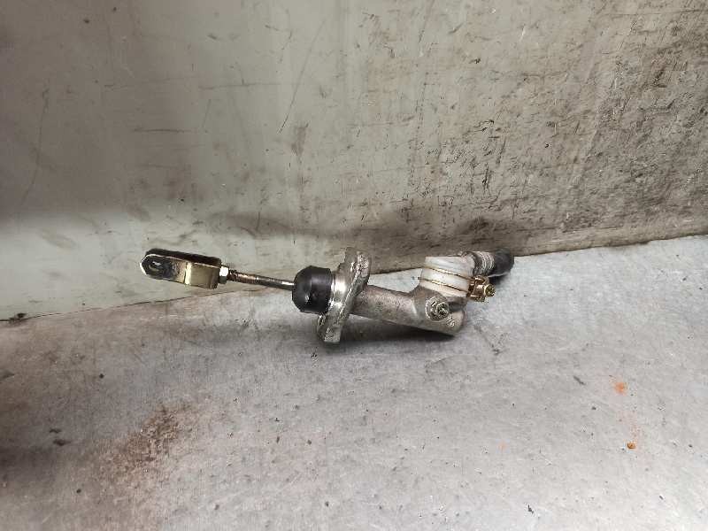 Recambio de bombin embrague para nissan trade 100 3.0 turbodiesel referencia OEM IAM 3474151  