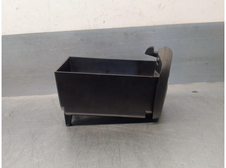 Recambio de guantera para smart fortwo coupe 0.9 turbo cat referencia OEM IAM A4536802505 