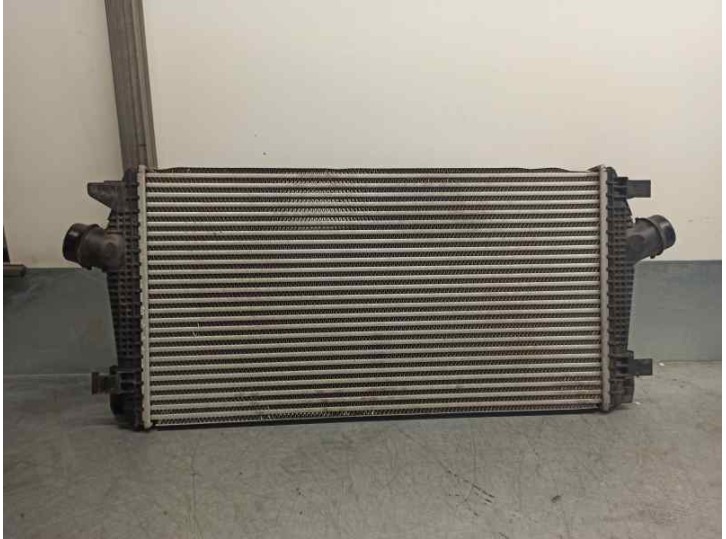 Replacement intercooler for Chevrolet Cruze 2.0 Diesel cat OEM IAM reference 13267647 1302133 