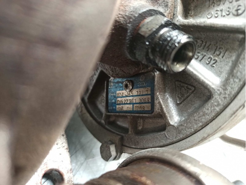 Recambio de turbocompresor para volvo v70 familiar 2.5 turbodiesel referencia OEM IAM 074145701J CJ223610089 KKK