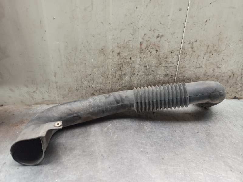 Recambio de tubo para nissan trade 100 3.0 turbodiesel referencia OEM IAM 3474411  