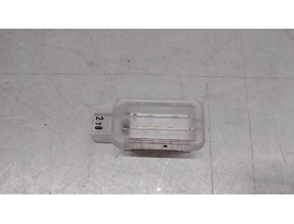 Recambio de luz interior para land rover range rover velar 2.0 diesel cat referencia OEM IAM LR034050  