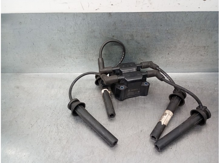 Recambio de bobina encendido para mini mini (r50, r53) one referencia OEM IAM 12137510738 12137510738 098622A401 BOSCH